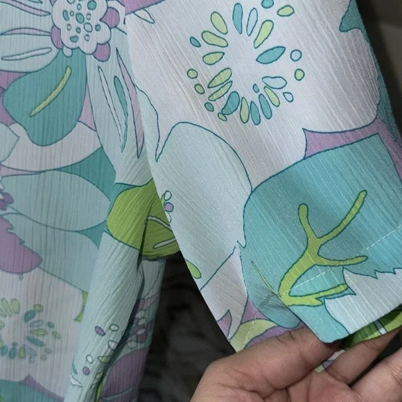 Allison Daley -VINTAGE Blue Lavender Floral Short Sleeve Button Down Size Large - Picture 8 of 15